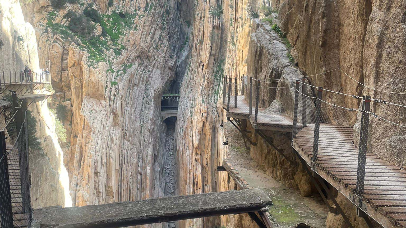 Bilden visar kungsleden Caminito del Rei.