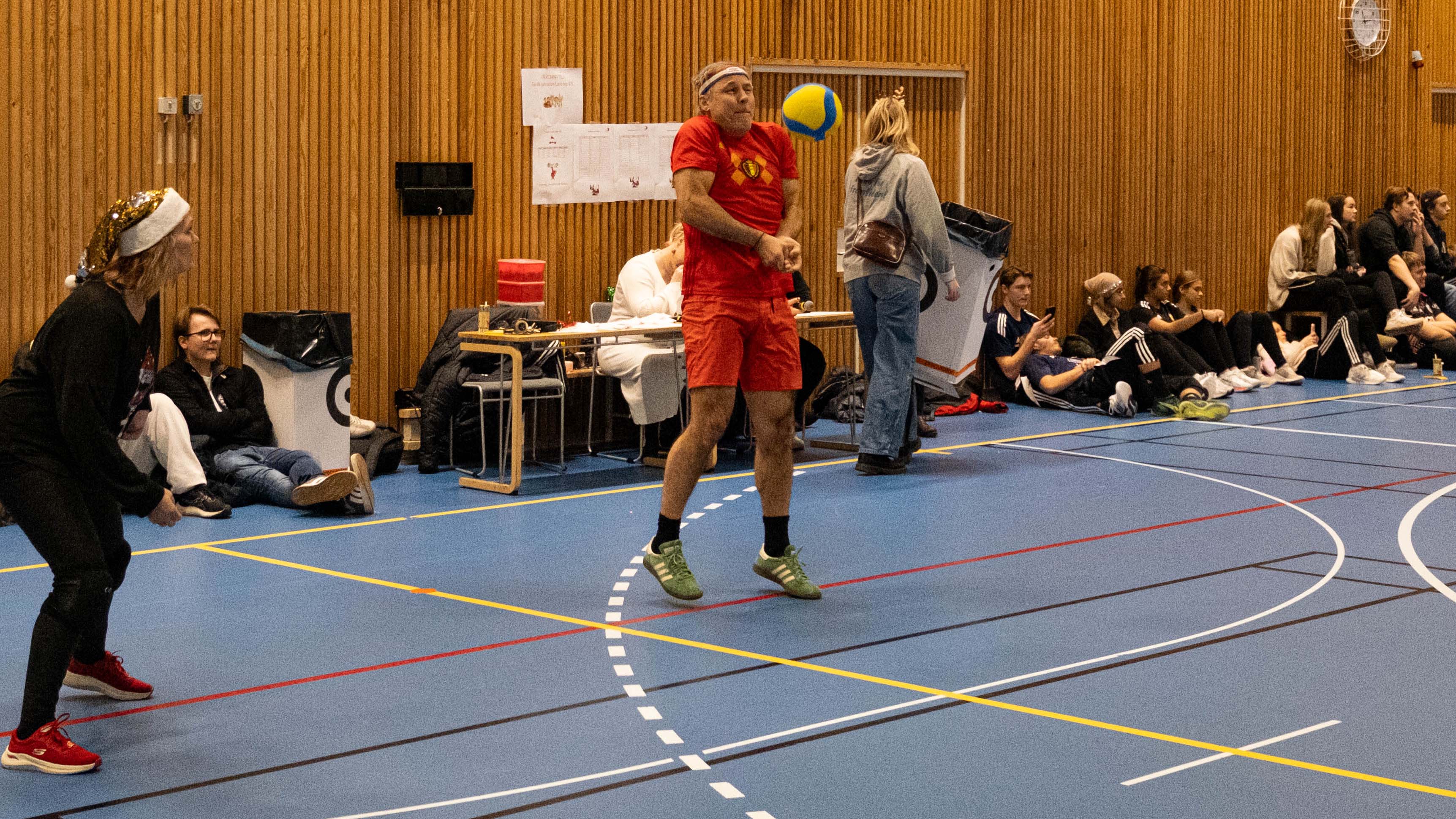 Bilden visar  Carina och Peter som en del av lärarlaget.